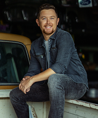 ScottyMcCreery_320x385